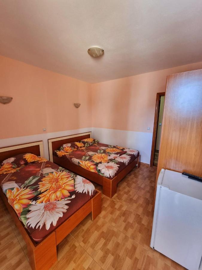 Grandino Holiday Rooms&Apartments Улцинь Экстерьер фото
