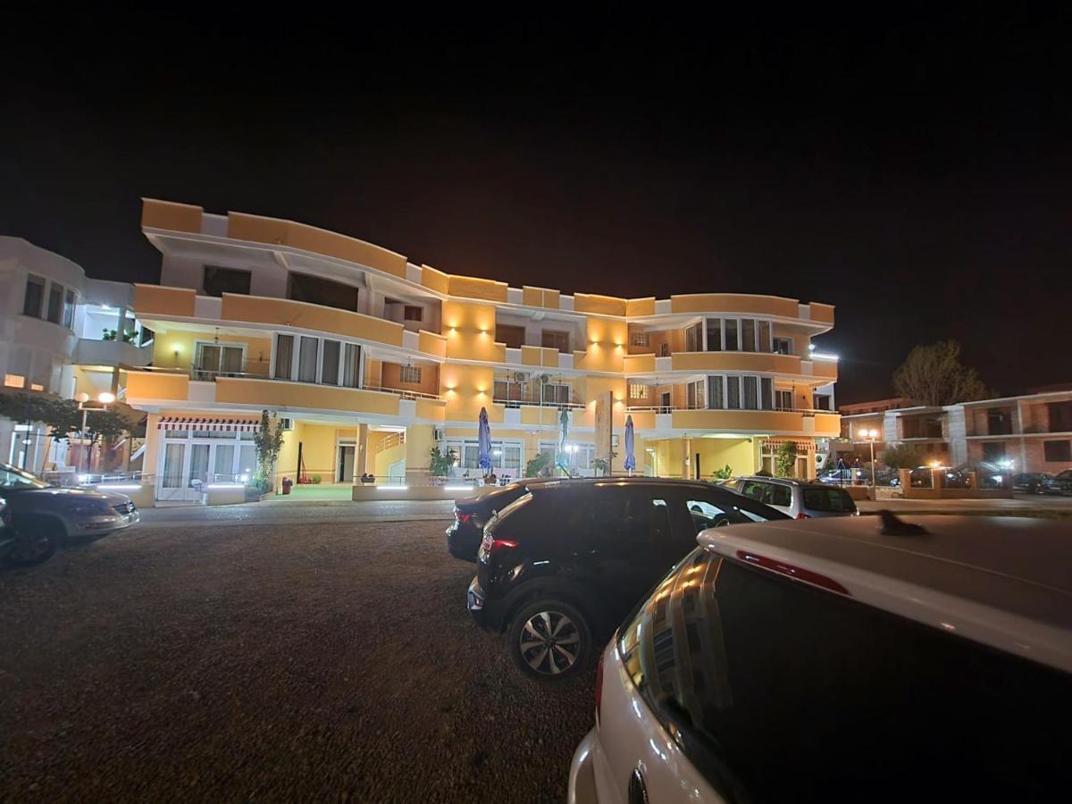 Grandino Holiday Rooms&Apartments Улцинь Экстерьер фото