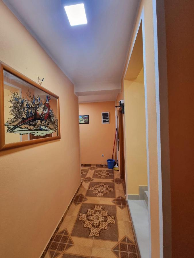 Grandino Holiday Rooms&Apartments Улцинь Экстерьер фото