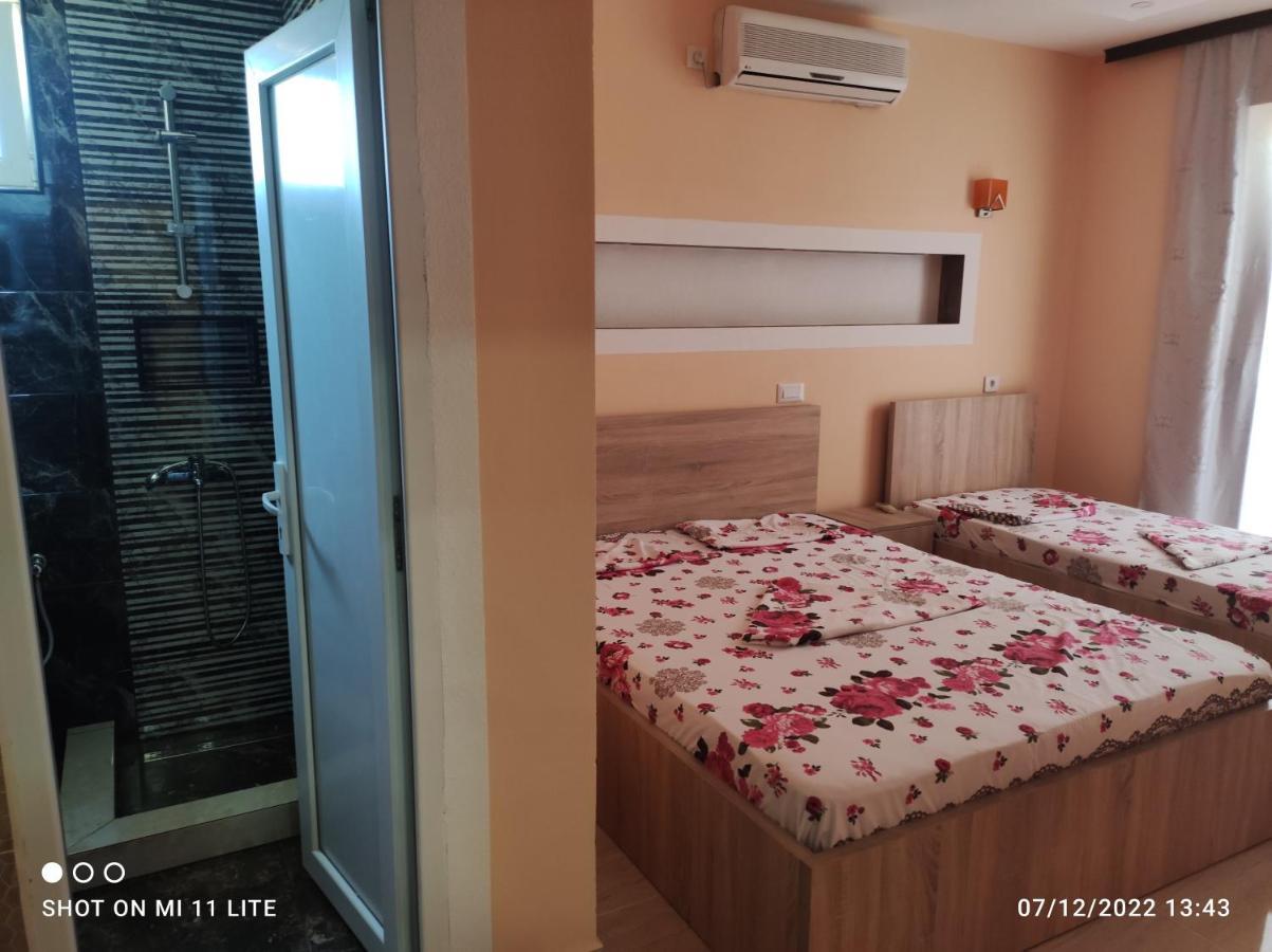 Grandino Holiday Rooms&Apartments Улцинь Экстерьер фото